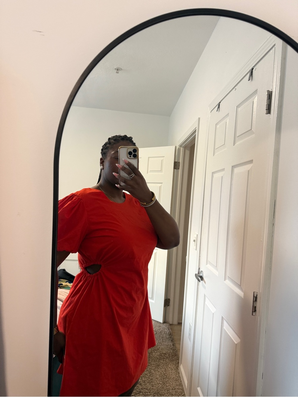 Women's Puff-Sleeve Mini Dress in Red - Picture 2 of 4